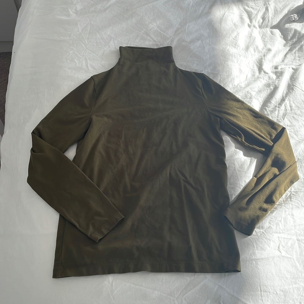 Oak + Fort Olive Mock Neck